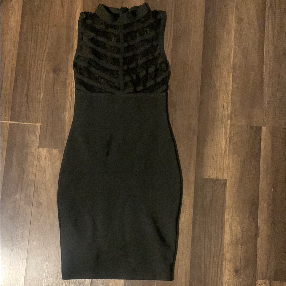 Elegant Black Sleeveless Dress